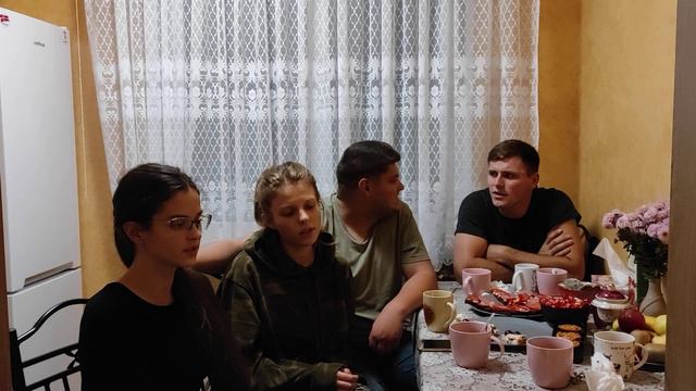 Ночь глубокая, тихо стоят сады. смотреть онлайн