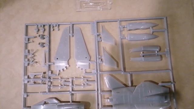 Обзор на модель самолета с али экспресс F-14A TOMCAT (JOLLY ROGERS) 1:144 смотреть онлайн