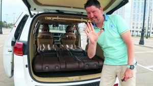 Киа Карнивал 3 из Кореи в местном тюнинге.