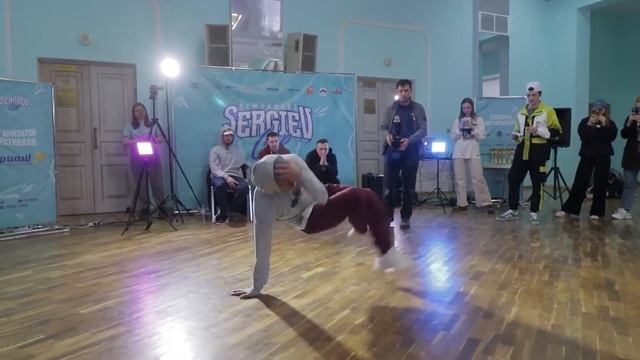 БАТЛ SERGIEV CUP 2022 - BREAK DANCE PRO 4 смотреть онлайн