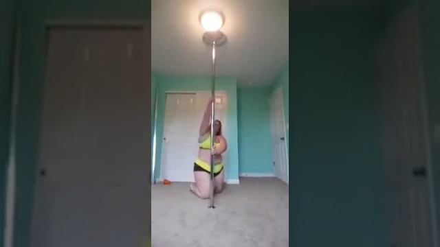 Толстушка отжигает)) смотреть онлайн