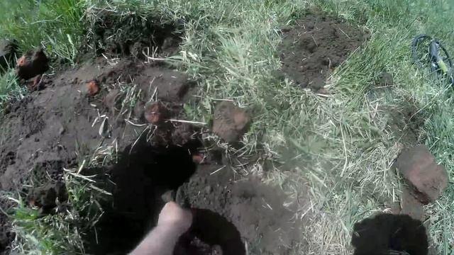 Что можно найти на старых фундаментах домов??? смотреть онлайн