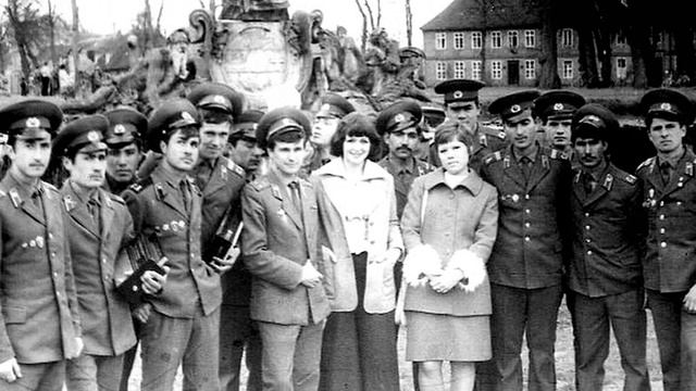 ДРУЗЬЯ смотреть онлайн