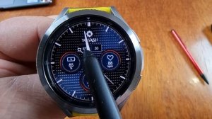 Бесплатный, Простой Аналоговый Циферблат Sporty Classic Watch face - YOSASH для Galaxy Watch 4