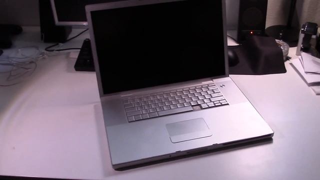 17" MacBook Pro (Early 2008) Overview смотреть онлайн