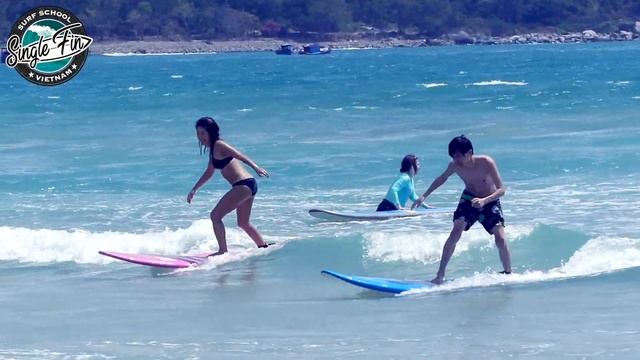 Surfing in Nha Trang , Vietnam смотреть онлайн