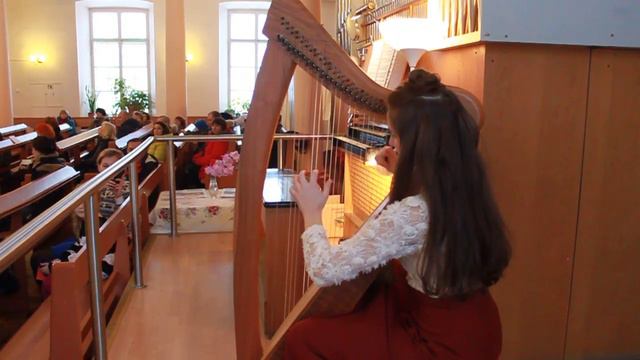 ERIKA FURMANOV - PRELUDE concert-lecture - video 1 - JOHANN BACH - Prelude смотреть онлайн