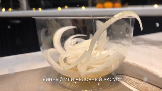 САЛАТЫ с МАЙОНЕЗОМ. 5 ЛУЧШИХ НОВОГОДНИХ рецептов от канала «Будем ЕСТЬ». смотреть онлайн