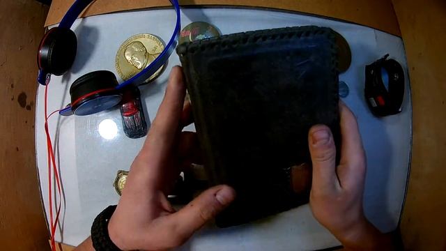 Самодельный блокнот сделанный из тетрадей и кожаной куртки смотреть онлайн
