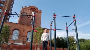 Обучалка. Сделай кувырок на турнике и удиви друзей!