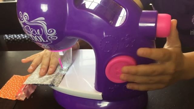 Sew Cool Kids Sewing Machine Review смотреть онлайн