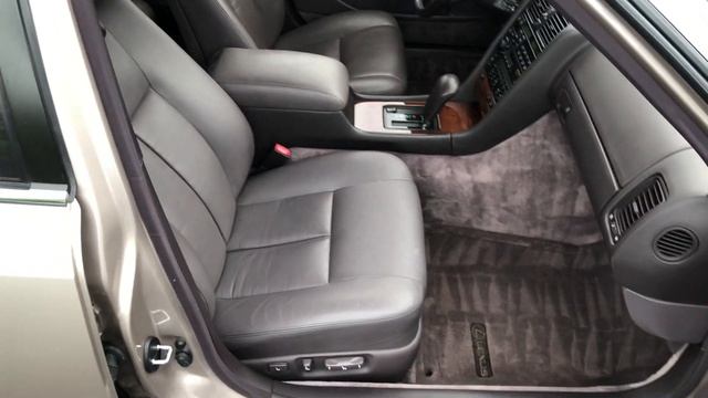 1993 Lexus LS400 Tour смотреть онлайн
