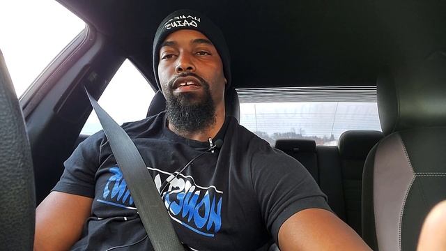 Which One Are You? Consumer or Producer смотреть онлайн