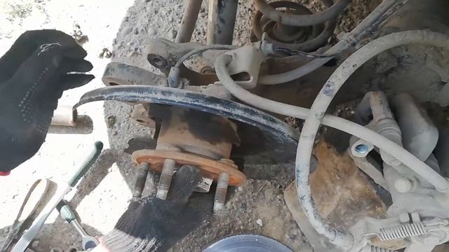 Замена задней ступицы в сборе с подшипником, замена после 177тыс пробега смотреть онлайн