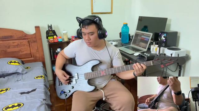 Deep Purple - Smoke On The Water Bass Cover смотреть онлайн
