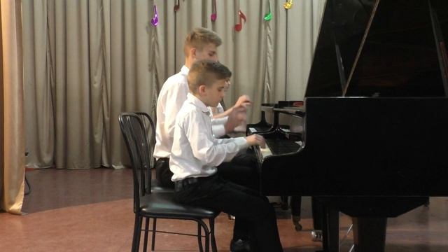 piano quartet GLISSANDO смотреть онлайн