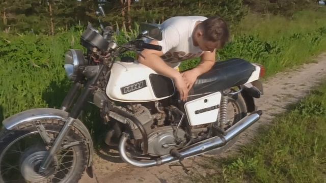 ИЖ ЮПИТЕР 5 - СУМАСШЕДШИЙ БАЙК / СОВЕТСКИЙ МОТОЦИКЛ смотреть онлайн