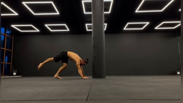 How to do HANDSTAND? 9 easy step to achieve смотреть онлайн