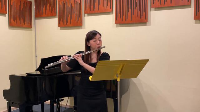 Ernesto Köhler: Insects' Dance from 25 Romantic Studies, Op.66 No.19 (Grade 7 A3 ABRSM Flute 2022) смотреть онлайн