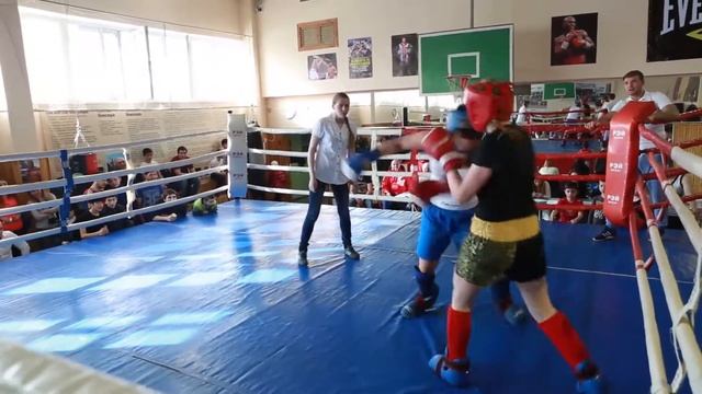 Кикбоксинг в Сургуте 14 03 2015 Бой 8 смотреть онлайн