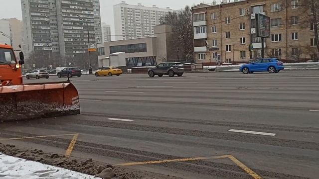 Уборка снега в Москве смотреть онлайн