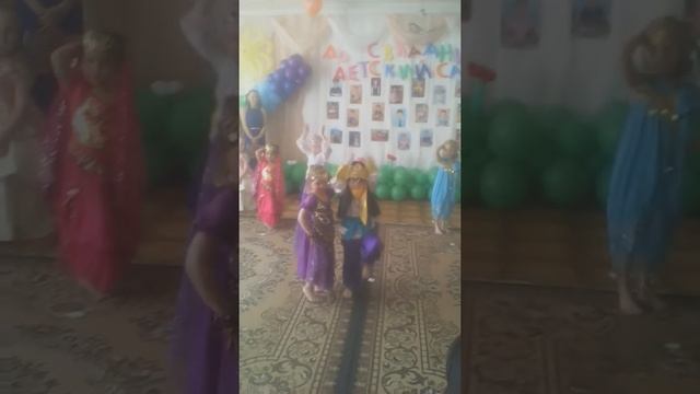 Индийский танец детский сад Солнышко смотреть онлайн