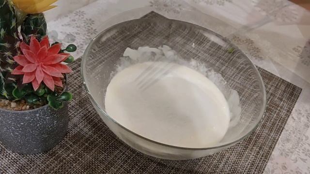 Самый ленивый пирог на свете! Заливной пирог с луком и яйцом смотреть онлайн