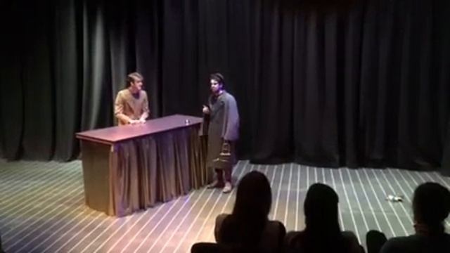 Dead Parrot (Monty Python) смотреть онлайн