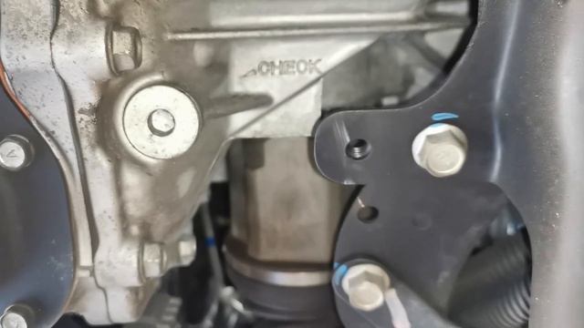 Watch This & Avoid Major Damage - SUBARU CVT TR580 Transmission - Differential Drain & Refill Info смотреть онлайн