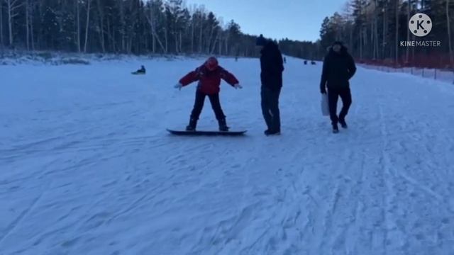 Горнолыжный курорт "Олха". Первый раз на сноуборде. Новогодние выходные. смотреть онлайн