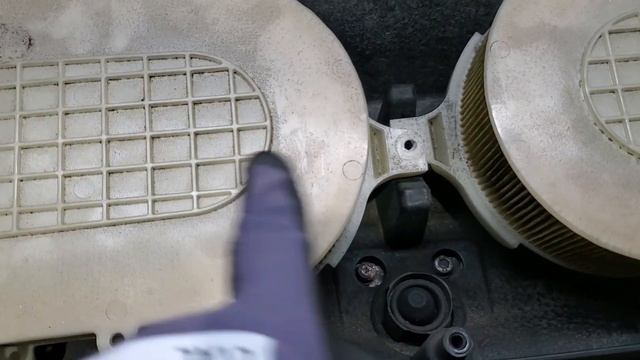 HOW TO REPLACE ENGINE AIR FILTER FOR BMW X5 F15 & X6 F16 (2013-2020) M SERIES #airfilter #bmw #x5m