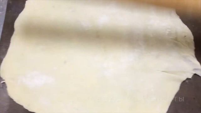 торт "НАПОЛЕОН" с ЗАВАРНЫМ КРЕМОМ с СГУЩЕНКОЙ САМЫЙ ВКУСНЫЙ ТОРТ смотреть онлайн