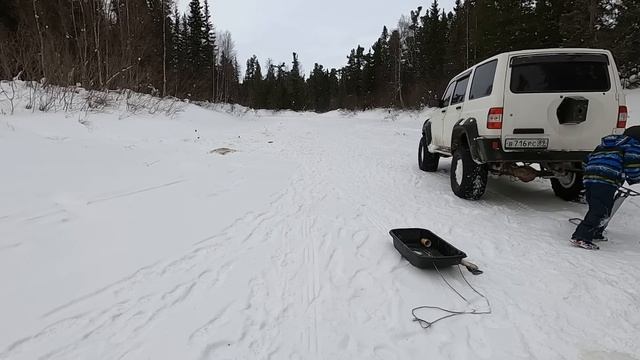САНИ РЫБЫ НАЛОВИЛИ ЯЗЬ, СОРОГА, ЩУКА ЧТО ЕЩЁ НАДО! ТАЁЖНАЯ РЕКА ВЫНГАПУР БЫЛА НЕ ЩЕДРАЯ НО КРАСИВАЯ смотреть онлайн