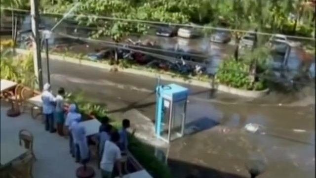 Tsunami Caught on Camera - Part 3 смотреть онлайн
