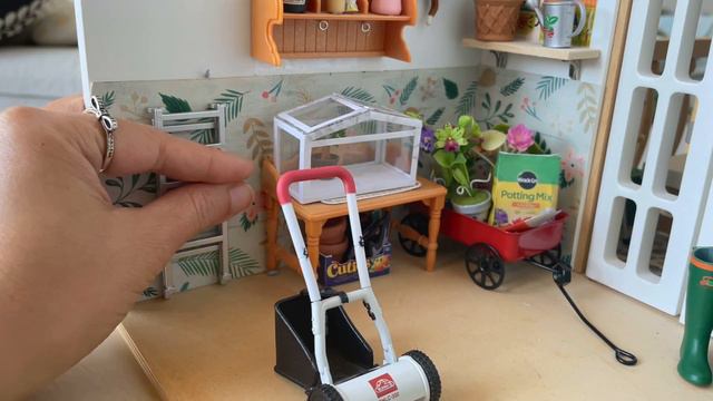 V6: Dollhouse Summer Clean up | Dollhouse Decorating for summer | Summer Miniature Dollhouse смотреть онлайн