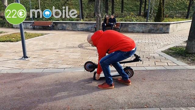 Превю електрическа тротинетка KUGOO M2 PRO с 2 амортисьора, 350W REAL, 35+ км.ч., 125 кг.,10 Ah смотреть онлайн