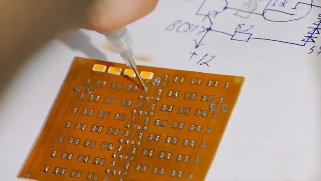 ?ВИДЕОСВЕТ СВОИМИ РУКАМИ. Теплый и холодный свет без мерцаний на камеру. смотреть онлайн