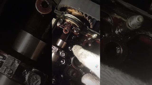 клапана. црв рд1 регулировка клапанов. ремонт смотреть онлайн