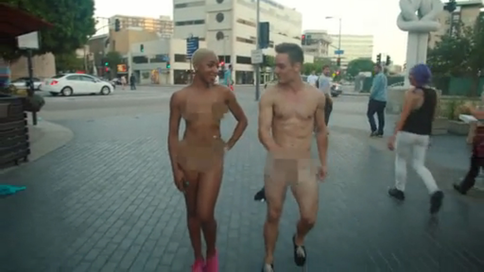 Голые танцы смотреть онлайн