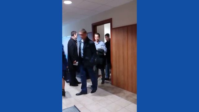 "Совещание" в кабинете судьи до судебного заседания. смотреть онлайн