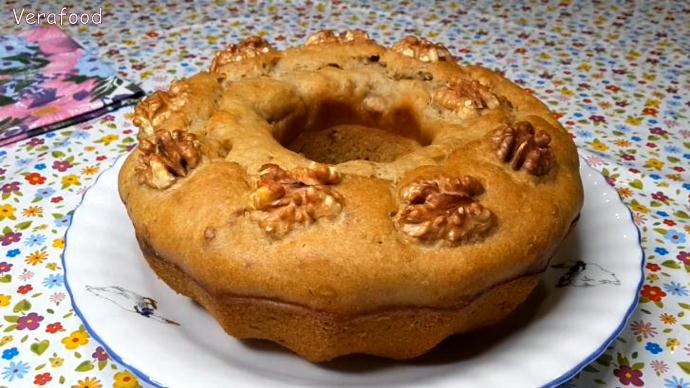Банановый кекс. Отлично пропеченный мягкий кекс с орешками. Невозможно оторваться, улетает за вечер. смотреть онлайн