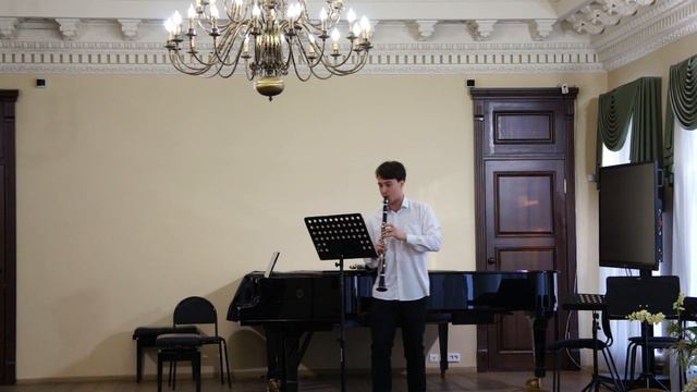 И Стравинский Три пьесы для кларнета соло смотреть онлайн