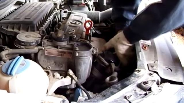 Как снять масляный фильтр смотреть онлайн