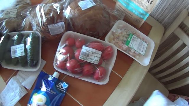 Между поездками на дачу Обидчивый Тимофей смотреть онлайн