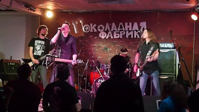 Алюминиевые огурцы (Вокал - Антон Цой http://vk.com/id194248160 #Цойжив) смотреть онлайн