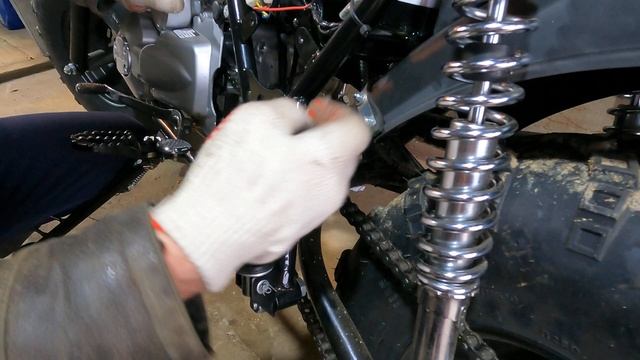 Скаут-3 200см3. Бардачок и так по мелочам.