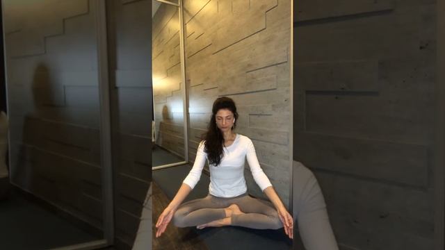 [Ирина Белова] "Бодрое утро" с кундалини йогой. Запись эфира 17 февраля 2021. смотреть онлайн