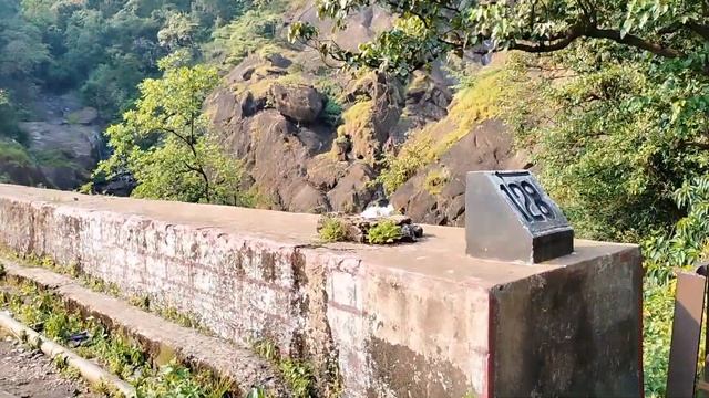 Что посмотреть в Гоа Дудхсагар - самый большой водопад. Индия Ноябрь 22. смотреть онлайн