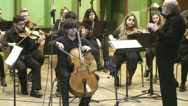 Haydn - Concerto Nr.1 for Cello in C Major смотреть онлайн