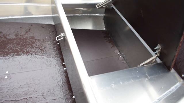 Алюминиевая моторная лодка Wyatboat 430C смотреть онлайн